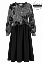 Load image into Gallery viewer, FOIL TWO HALVES DRESS – SPOT FLORAL - STYLE 8747
