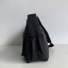 Load image into Gallery viewer, GESSY 7173 CROSSBODY BAG - BLACK
