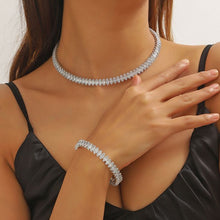 Load image into Gallery viewer, PEACH EUR361 CRYSTALS SET NECKLACE AND BRACELET - SILVER
