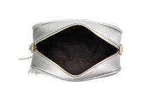 Load image into Gallery viewer, GESSY 8923 CROSSBAG - SILVER
